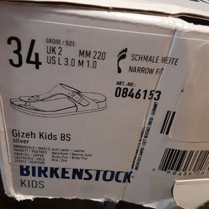 Birkenstock Gizeh Sandals Size 34, US 3